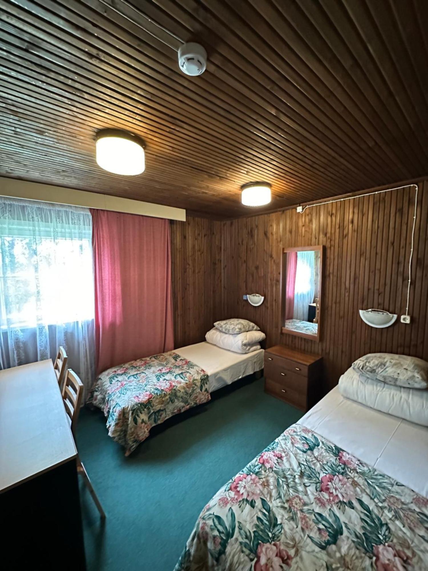 Oravapesa Guest House ฮาเดเมสเต ภายนอก รูปภาพ